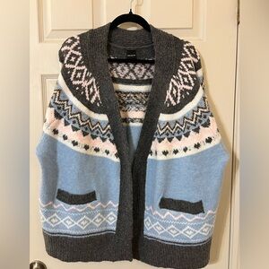 SACHI Gray and Blue Fair Isle Cardigan